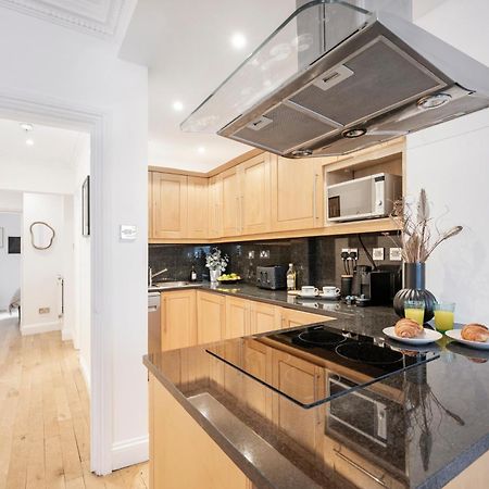 2 Bedr, 3 Beds, 1 Bath Thames, Trafalgar Sq 런던 외부 사진