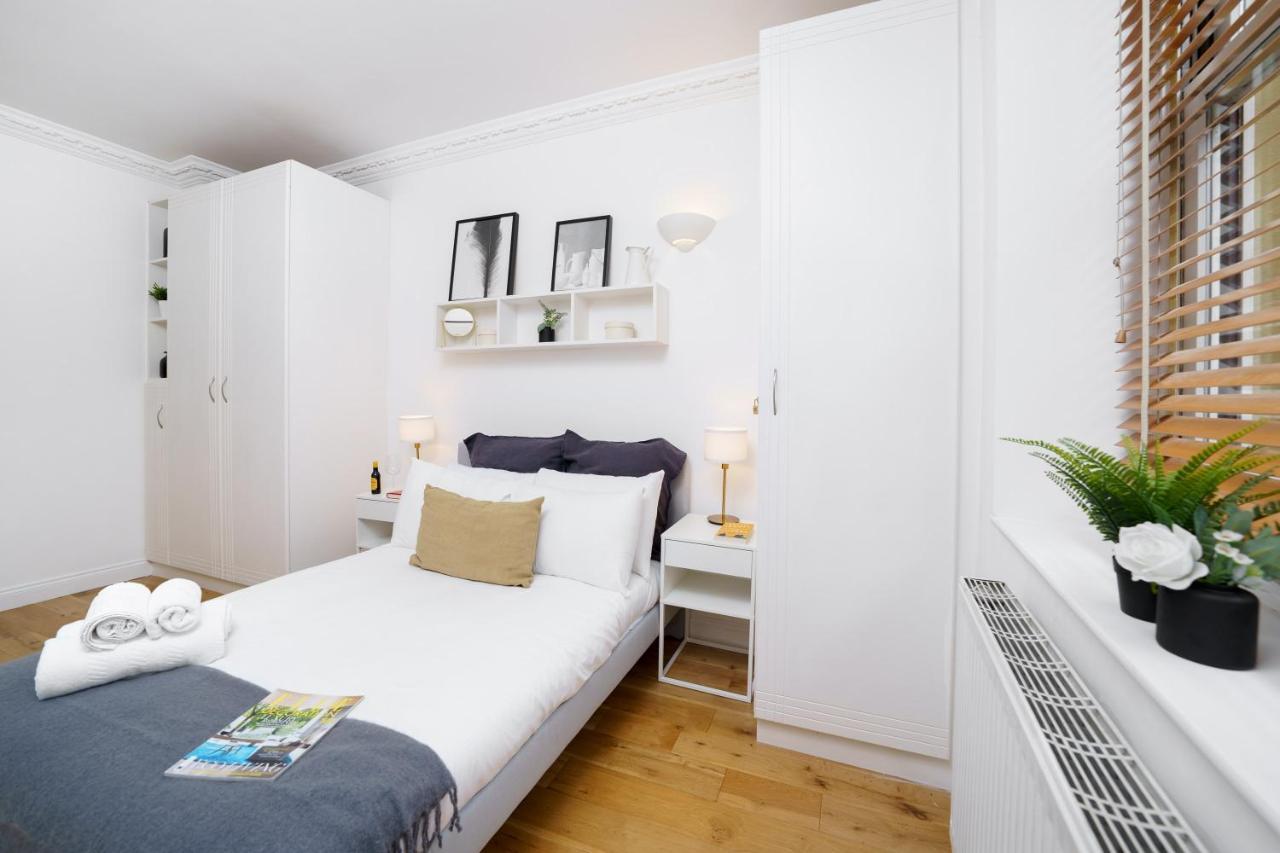 2 Bedr, 3 Beds, 1 Bath Thames, Trafalgar Sq 런던 외부 사진