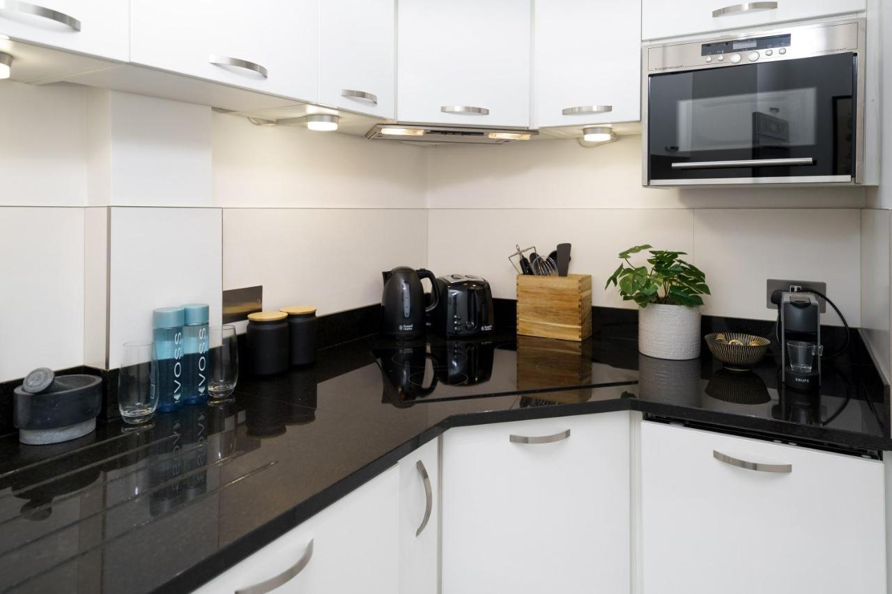 2 Bedr, 3 Beds, 1 Bath Thames, Trafalgar Sq 런던 외부 사진