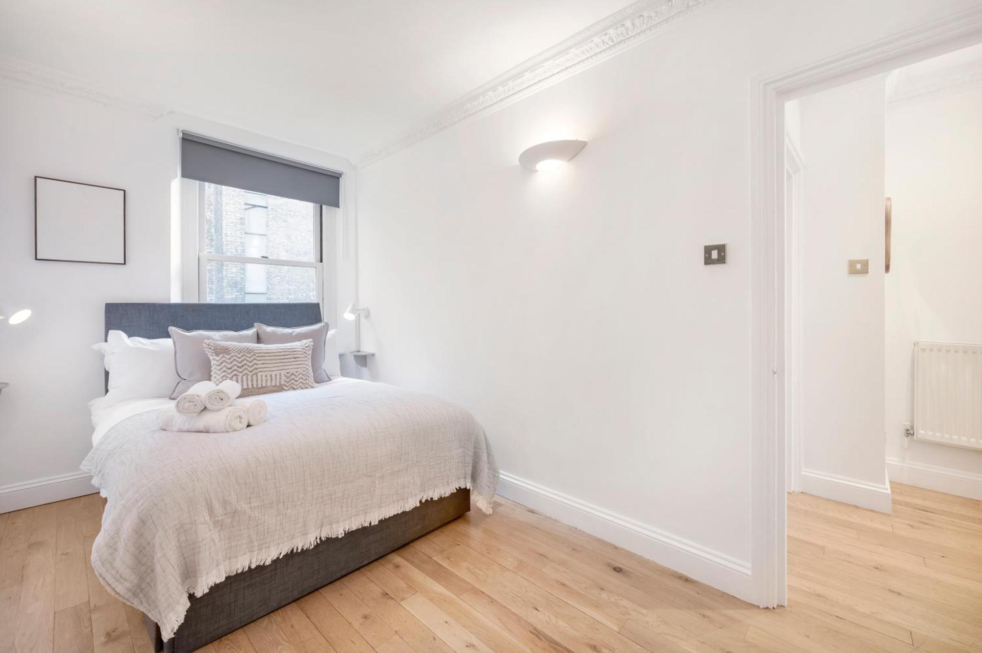 2 Bedr, 3 Beds, 1 Bath Thames, Trafalgar Sq 런던 외부 사진