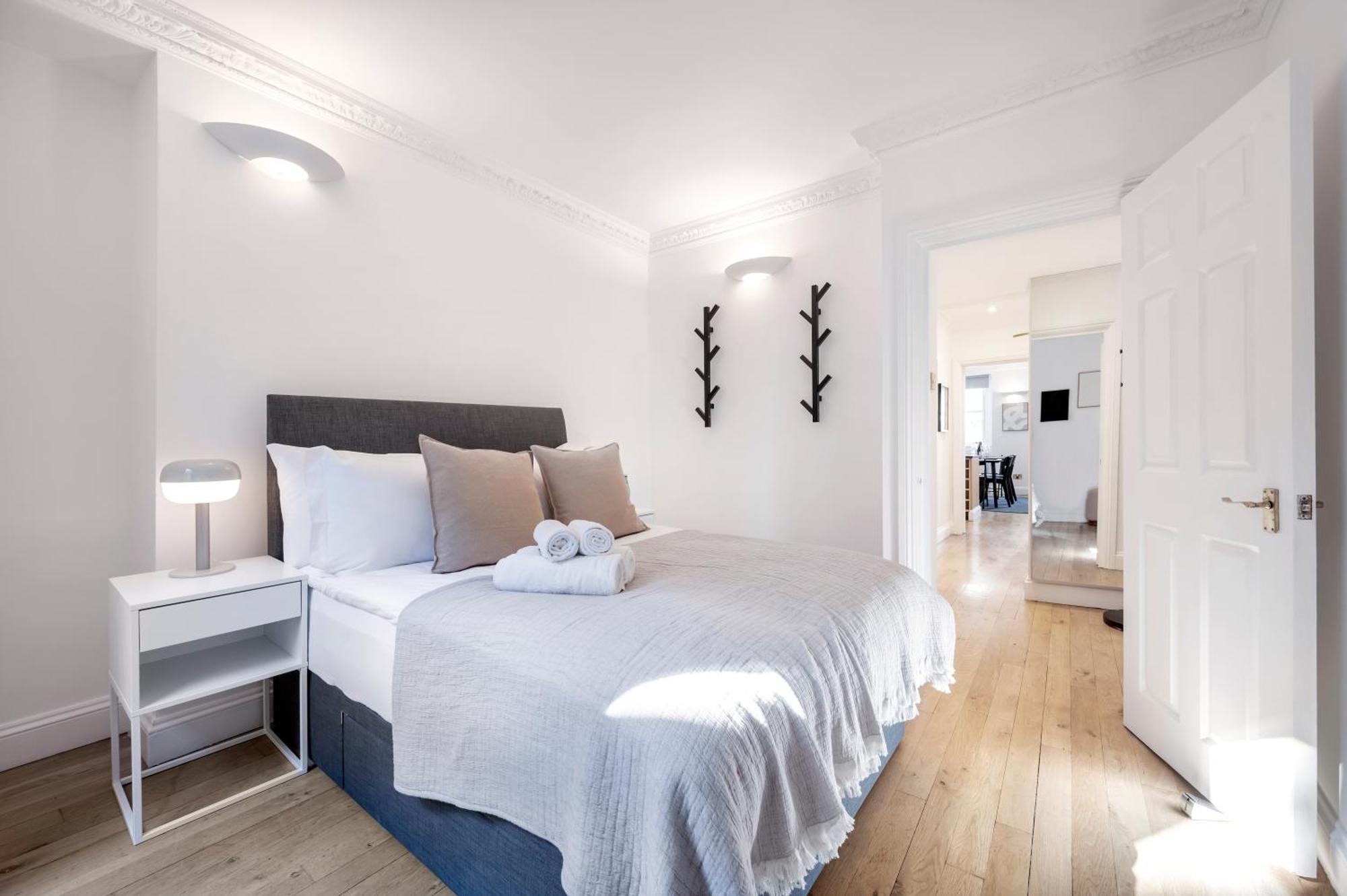 2 Bedr, 3 Beds, 1 Bath Thames, Trafalgar Sq 런던 외부 사진